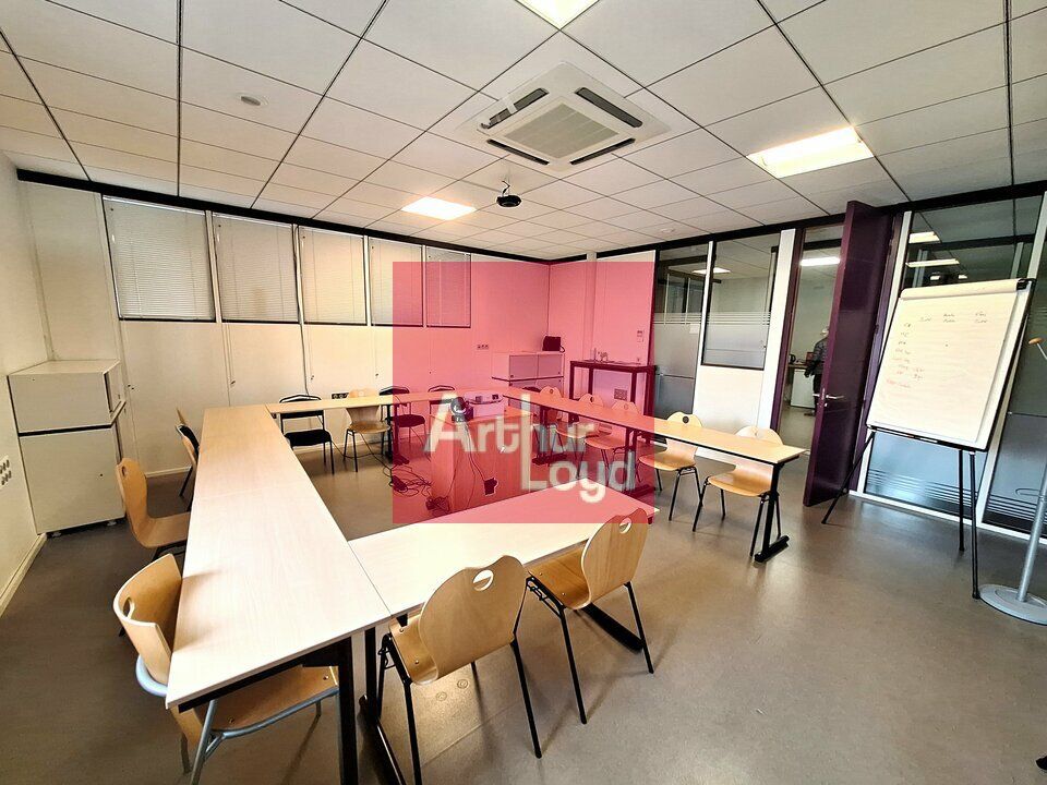 Location bureaux 220 m² non divisibles