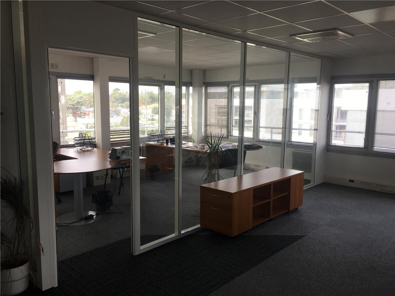 Location bureaux 159 m² à Mérignac
