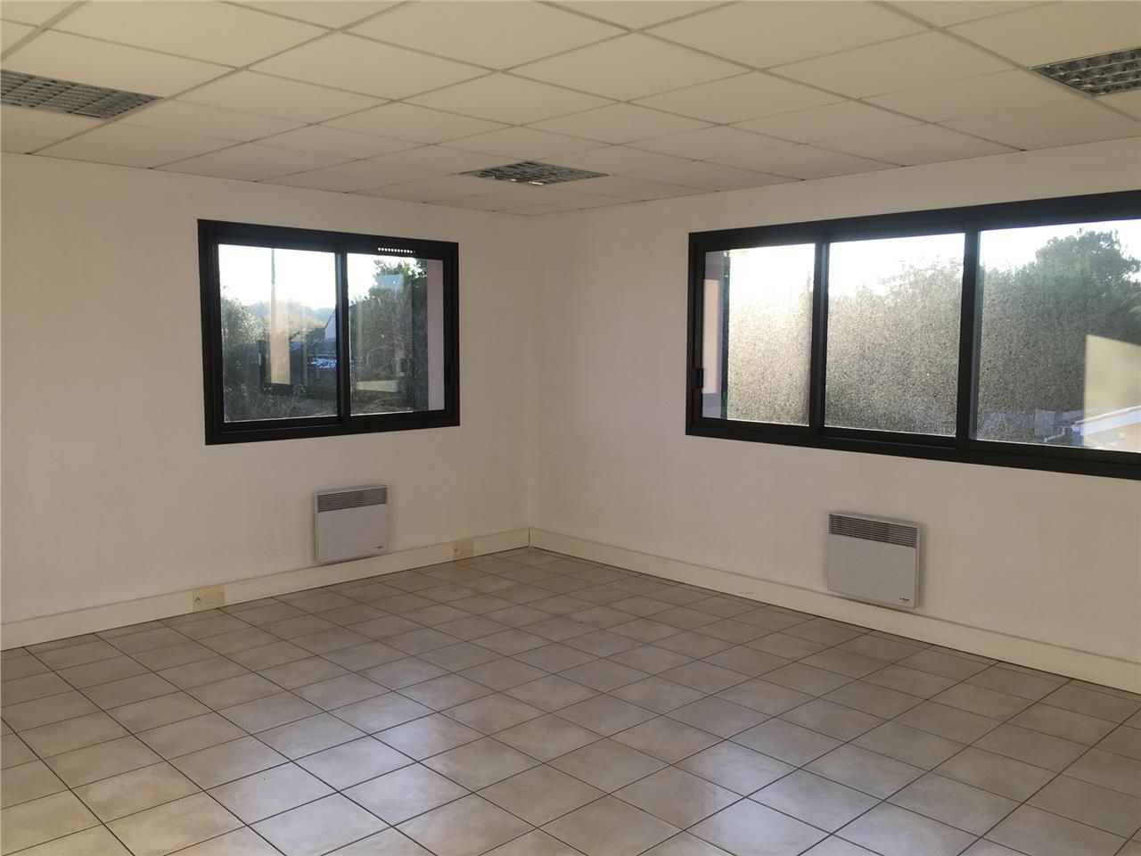 Location bureaux 120 m² à Le Haillan