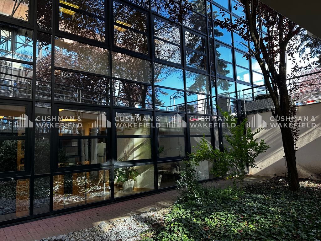 Location bureaux 75 m² non divisibles