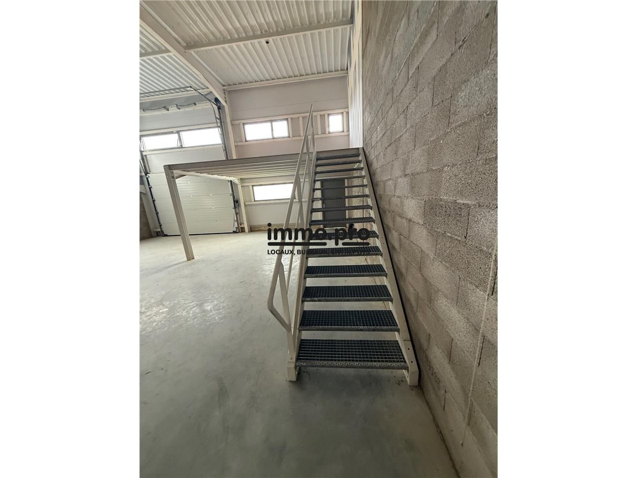 Location local 147.53 m² à Horbourg-Wihr