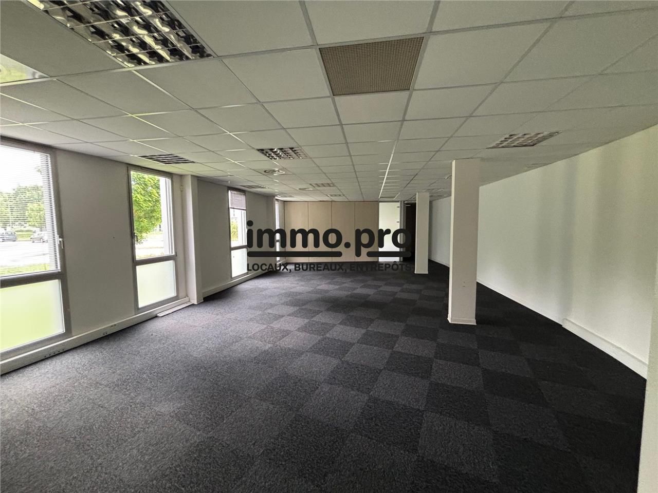 Location bureaux 135.00 m² à Mulhouse