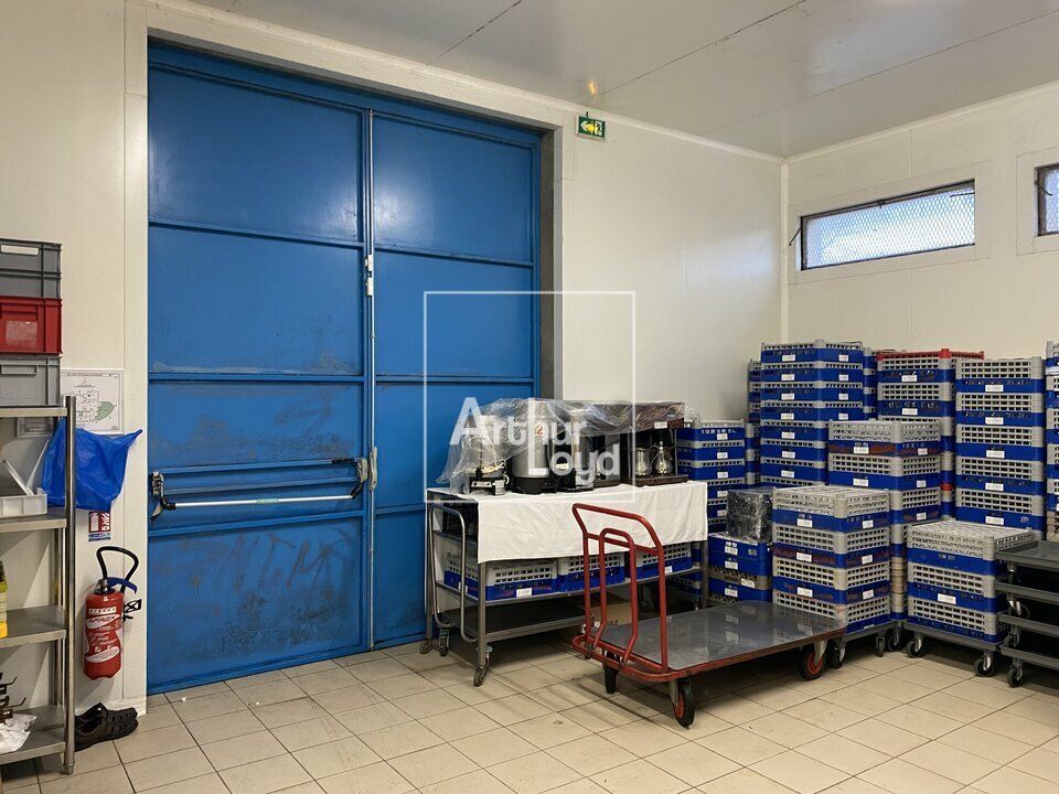Vente local d''activites 600 m² non divisibles