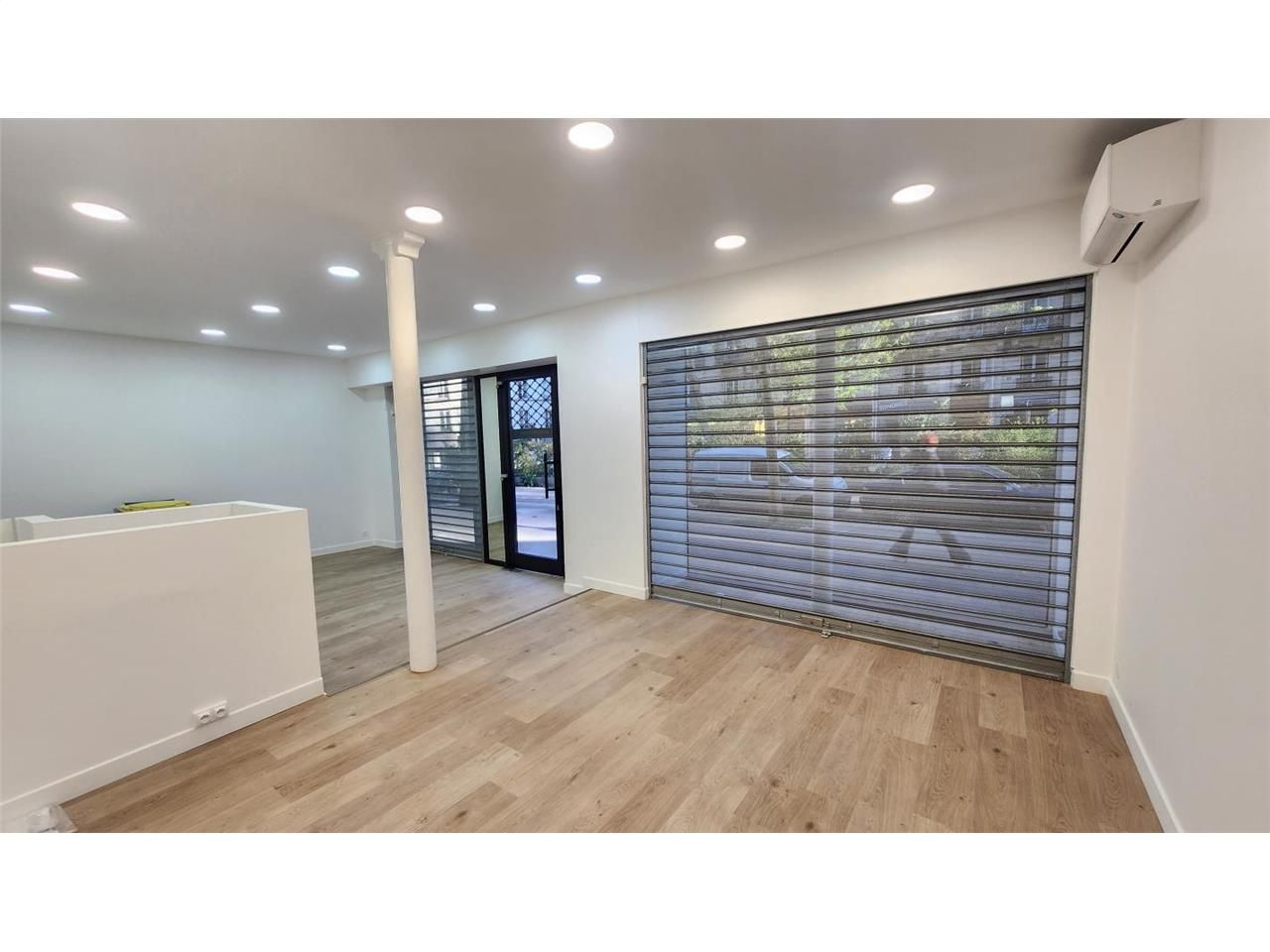 Location local commercial 86 m² non divisibles