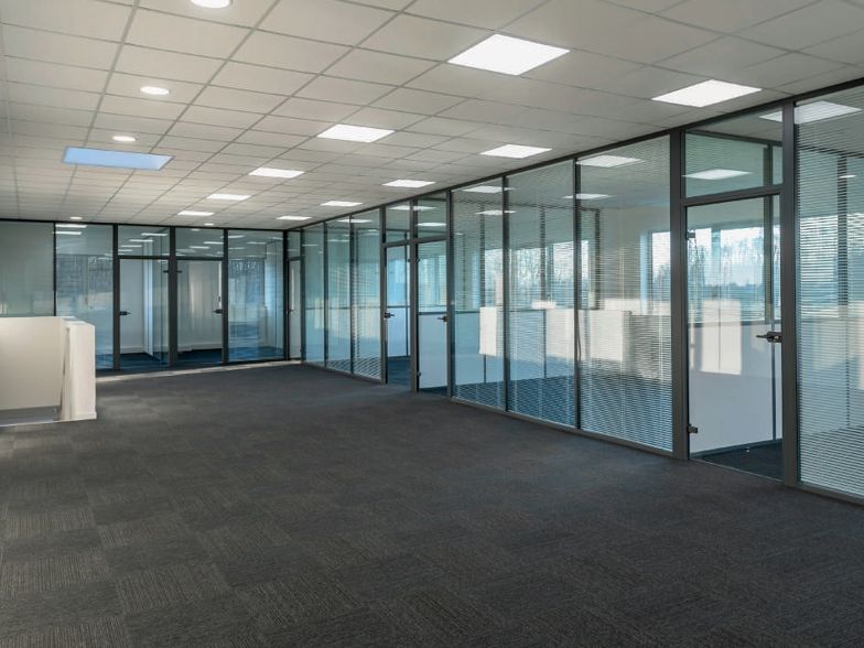 Parc d'activités neuf sur axe n°1 du Havre, grande visibilité commerciale.