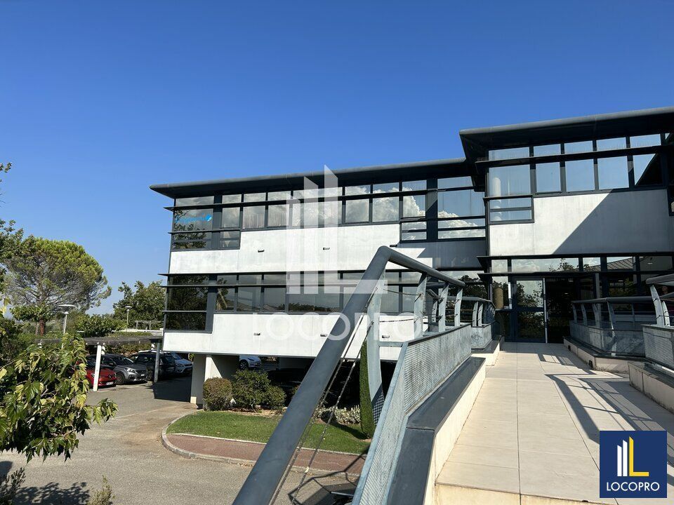 A LOUER - BUREAUX - 774 M2  - SOPHIA ANTIPOLIS