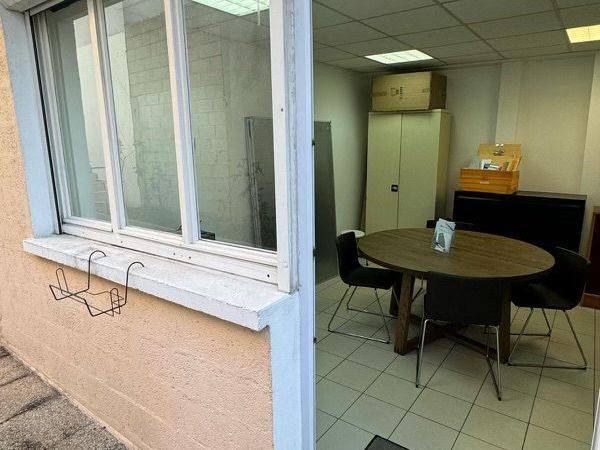 Location bureaux 17 m² à Nanterre