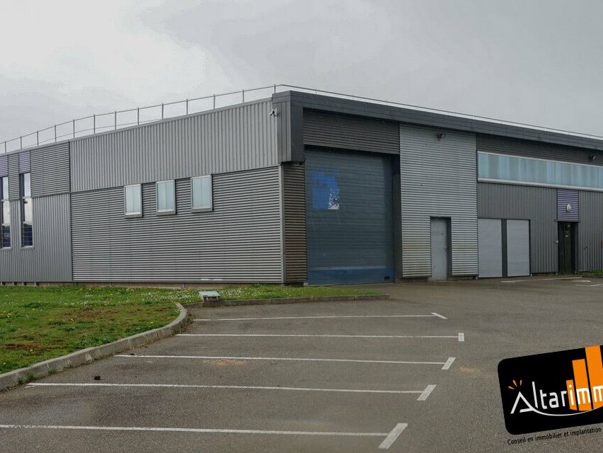 Location local d''activites 469 m² non divisibles