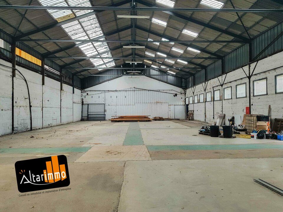 A LOUER locaux d'activité, à partir de 475 m², situé au sein d'un bâtiment industriel, au coeur d'un parc d'activité de Chartres Métropole.