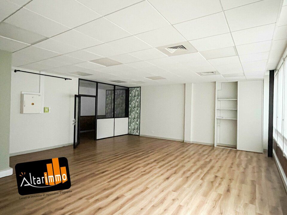 Location bureaux 96 m² non divisibles