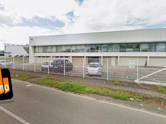 Vente local d''activites 7200 m² divisibles à partir de 3200 m²