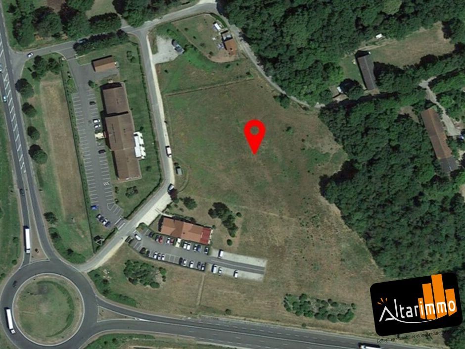 Vente terrain 18730 m² non divisibles