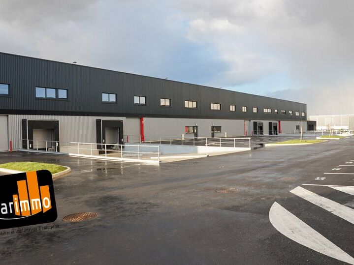 Location local d''activites 6271 m² divisibles à partir de 1183 m²