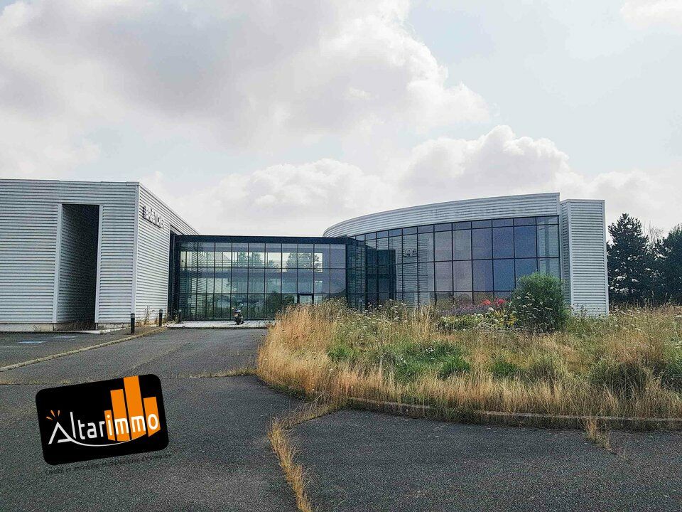 Vente local d''activites 9790 m² non divisibles