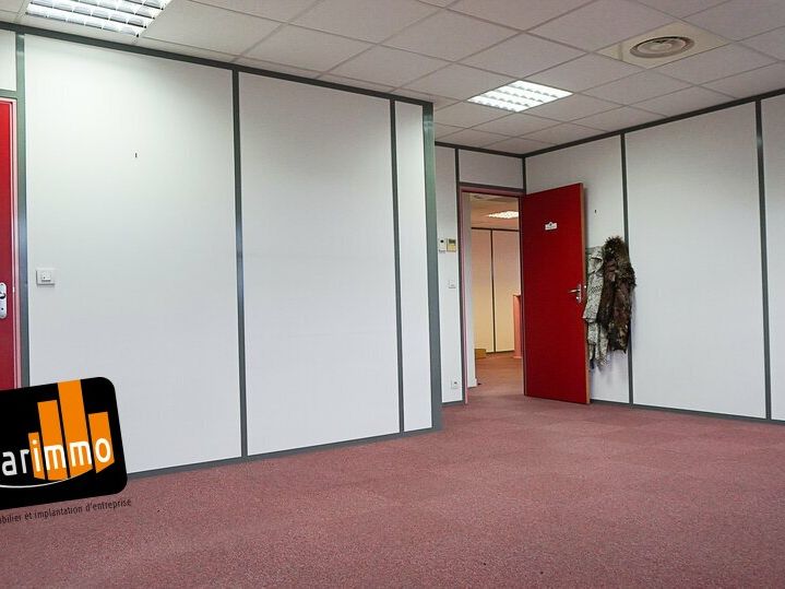 Vente bureaux 136 m² non divisibles
