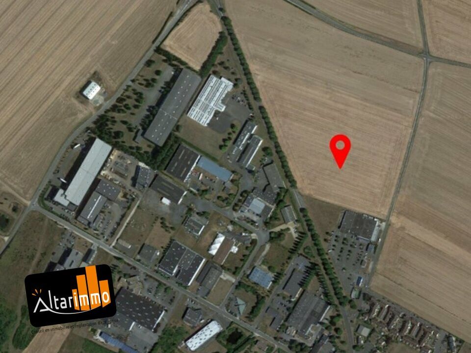 Vente terrain 10487 m² divisibles à partir de 4950 m²