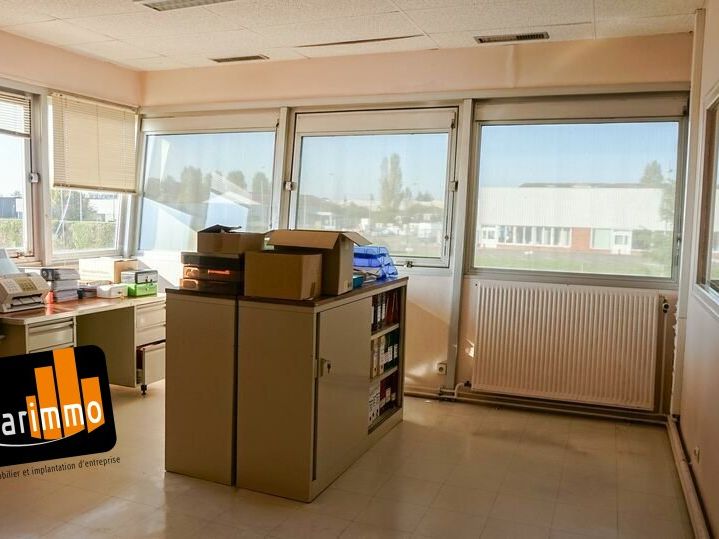 Location bureaux 330 m² divisibles à partir de 120 m²