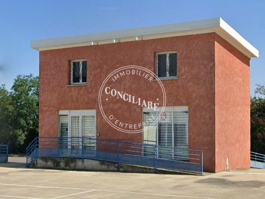 Location local commercial 100 m² non divisibles