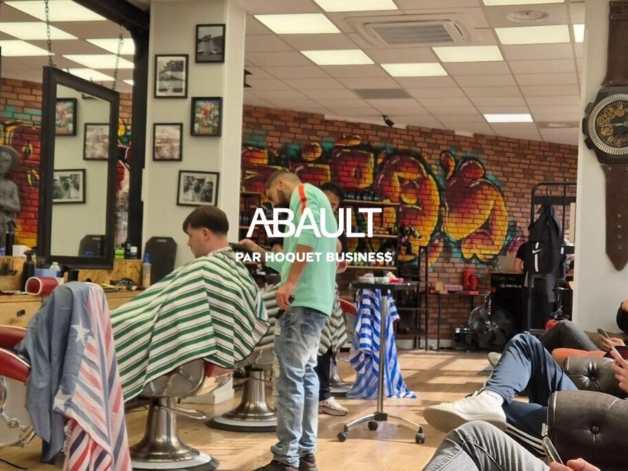 Location local commercial 210 m² non divisibles