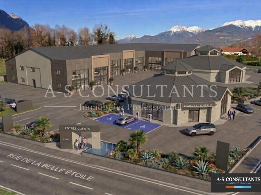 Périphérie ALBERTVILLE (TOURNON 73460) projet d'implantation de nouvelles activités nécessitant des surfaces importantes, tant en foncier qu'en bâtiments - nombreux stationnements.
