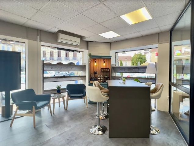 Vente local commercial 134 m² à NERAC
