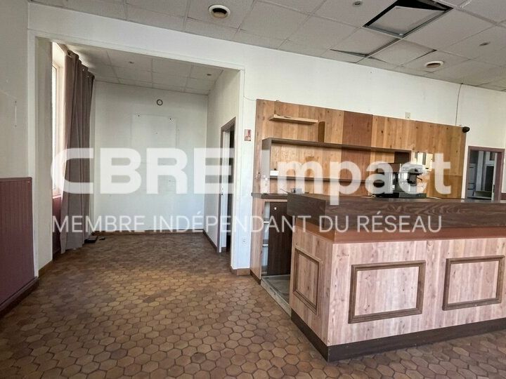 Proche centre-ville- Local commercial 64 m²