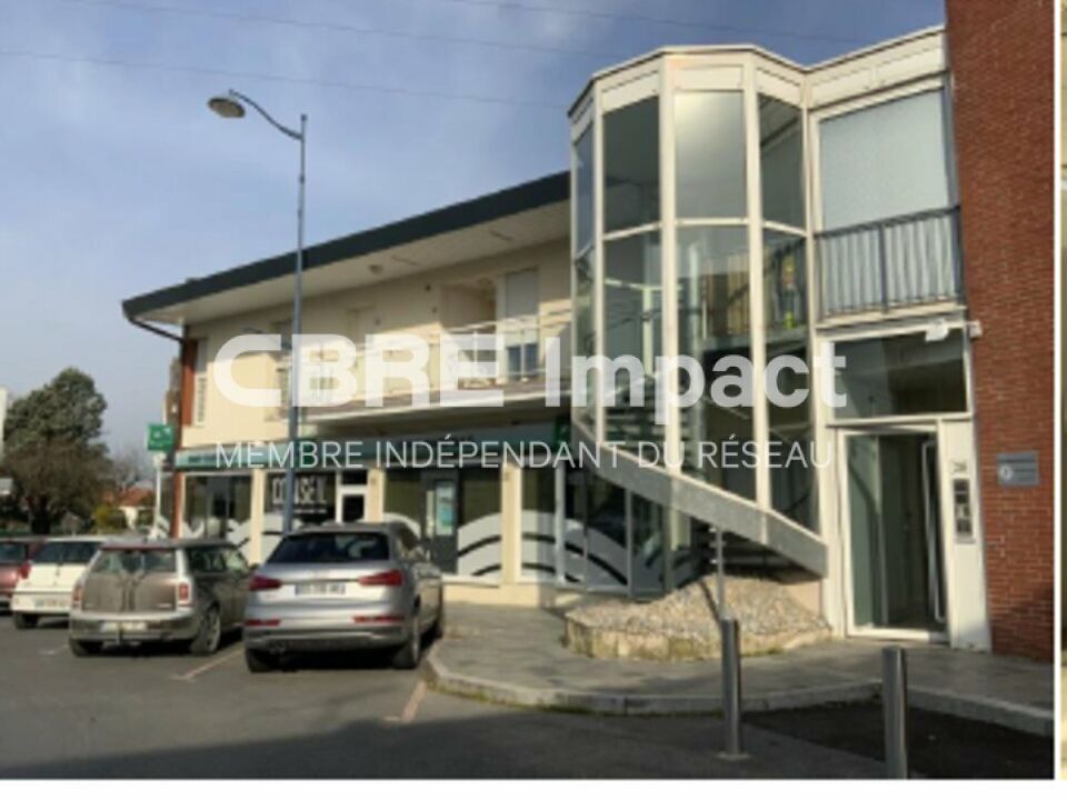 Location local commercial 161 m² non divisibles
