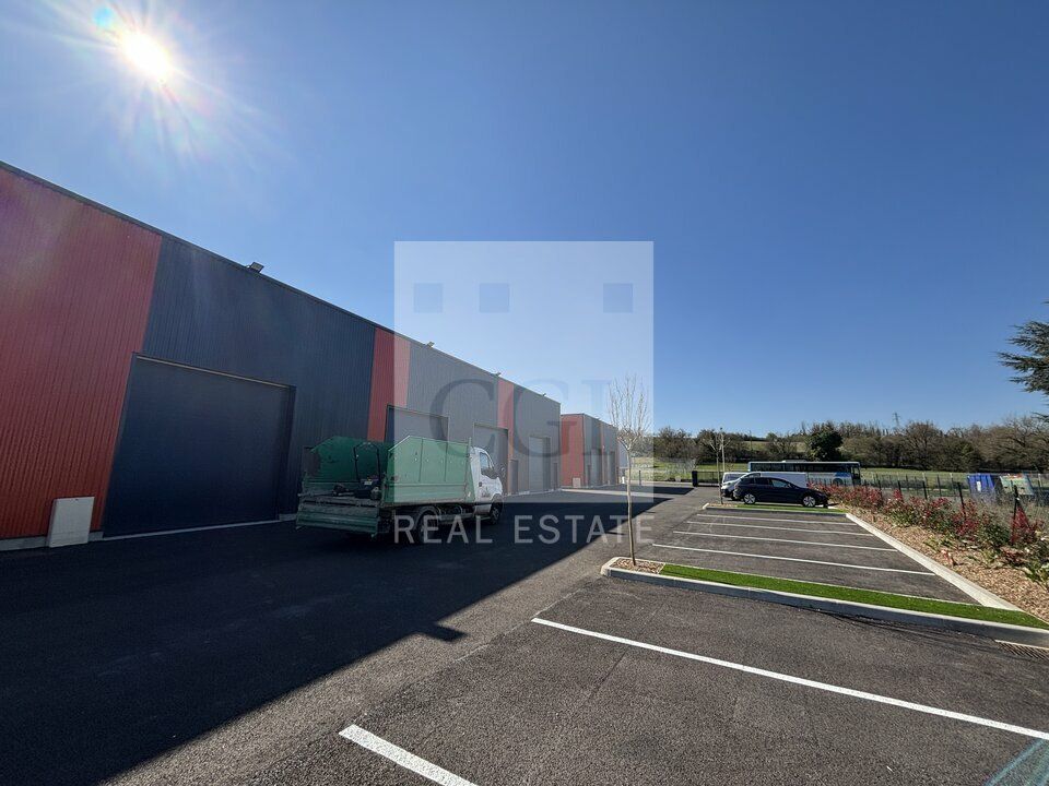 Implantez votre activité dans un parc neuf à fort potentiel, idéalement situé à Charvieux-Chavagneux.