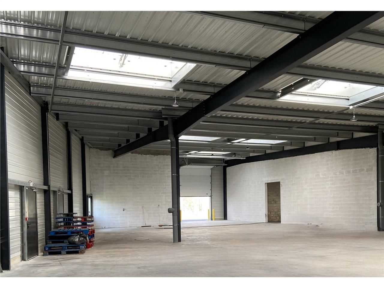 Location local 230 m² à Dreux