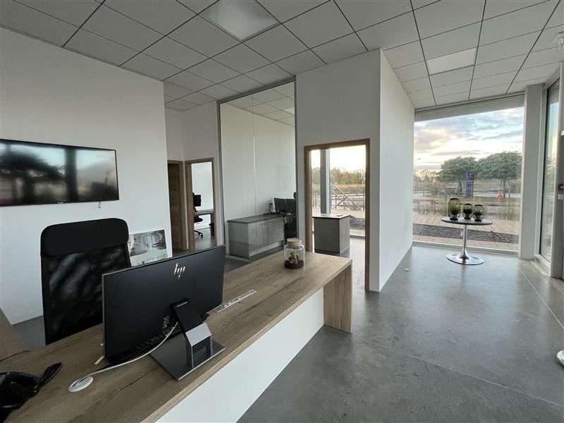 Locaux d'activités et de stockage avec bureaux à louer - ZA du Birken - Hoerdt