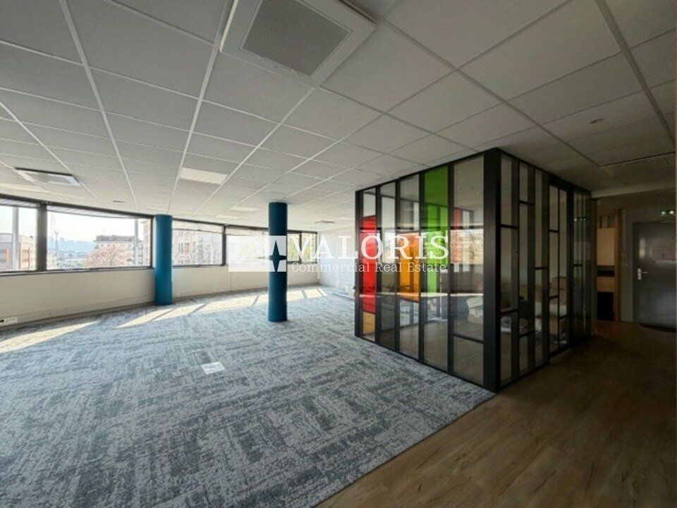388.5 m² pour ce bureaux en location à Lyon 9