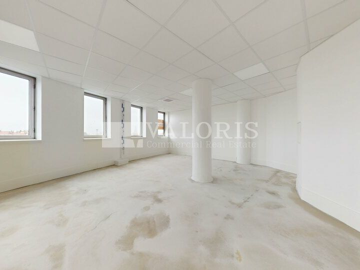 520.18 m² pour ce bureaux en vente à Lyon 5