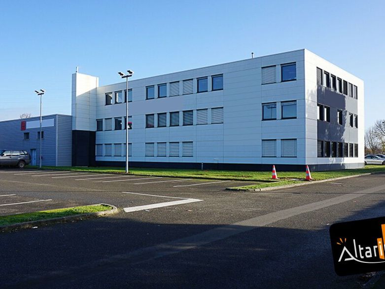 A LOUER, plateau de bureaux de 135 m² en R+1, emplacement premium, CHARTRES.