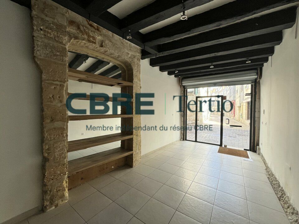Location local commercial 33 m² non divisibles