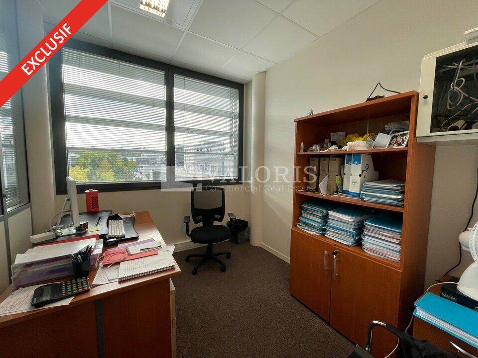 Location bureaux 64 m² non divisibles