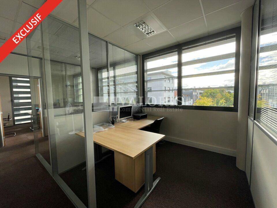 Valoris Real Estate vous propose à la location un plateau de bureau dans le secteur très prisé de Vaise. 