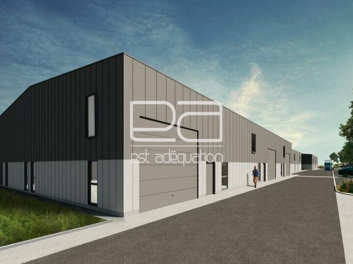 Vente local d''activites 2078.26 m² divisibles à partir de 124.35 m²