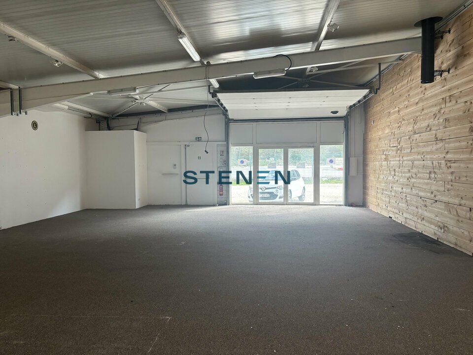 Location bureaux 200 m² non divisibles