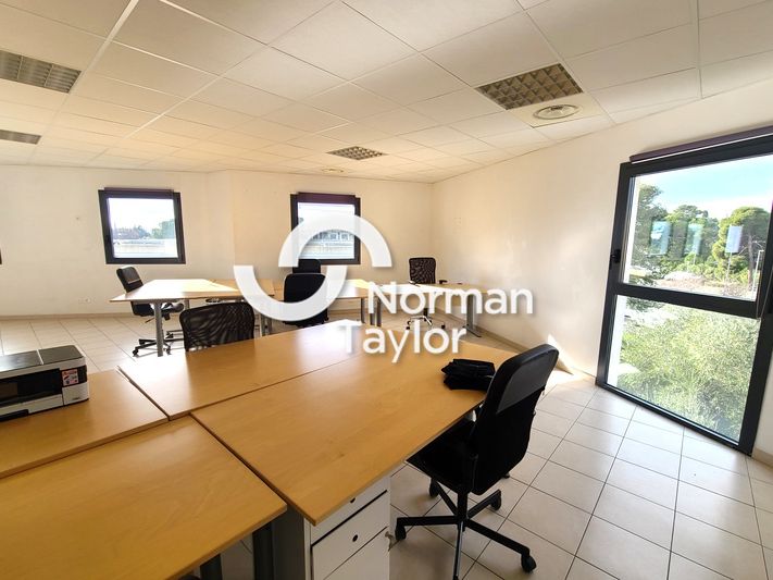 Location bureaux 108 m² non divisibles