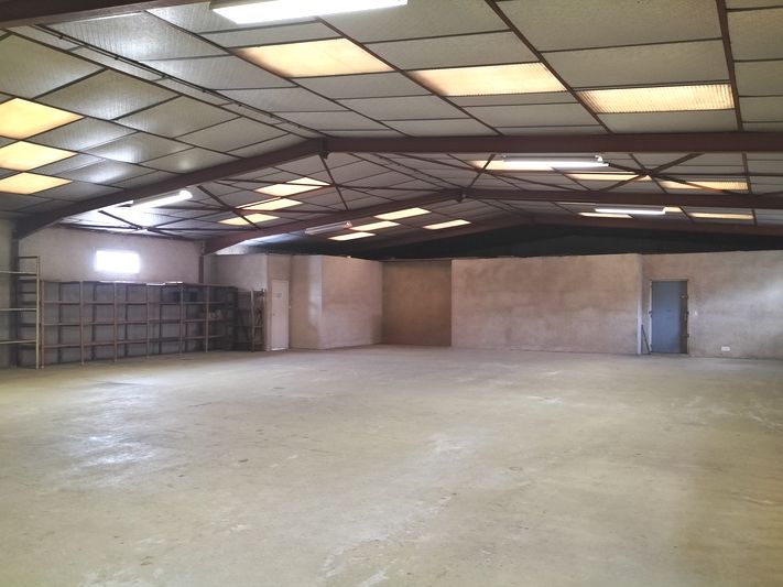 Local d'activité de 750 m² à louer – Béziers