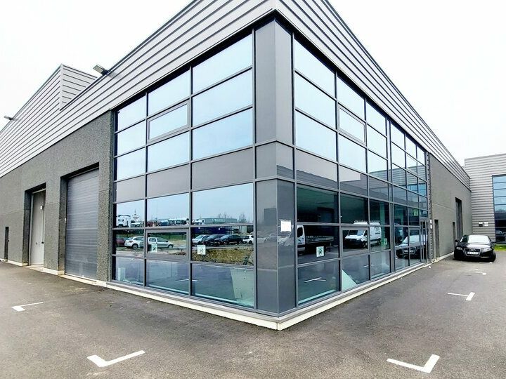 Location bureaux 144 m² non divisibles