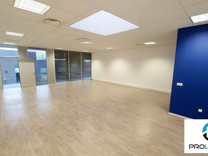 Location bureaux 70 m² non divisibles