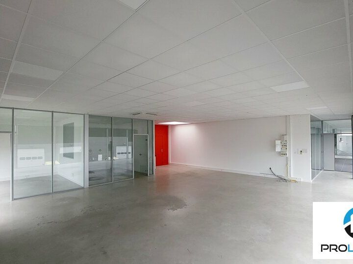 Location bureaux 118 m² non divisibles