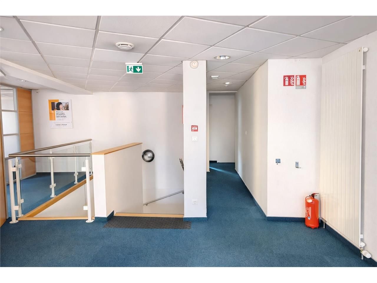 Location local commercial 242 m² à Val-de-Moder