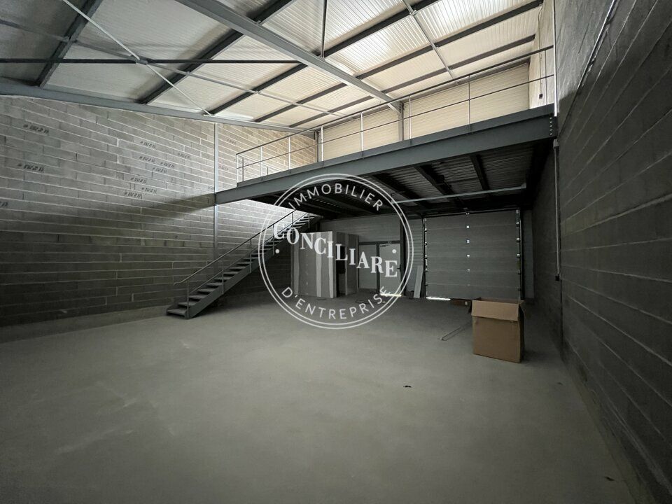 Vente entrepot 138 m² non divisibles