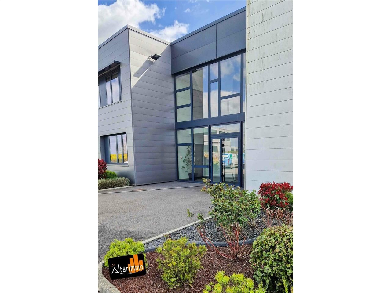 Vente bureaux 105 m² non divisibles