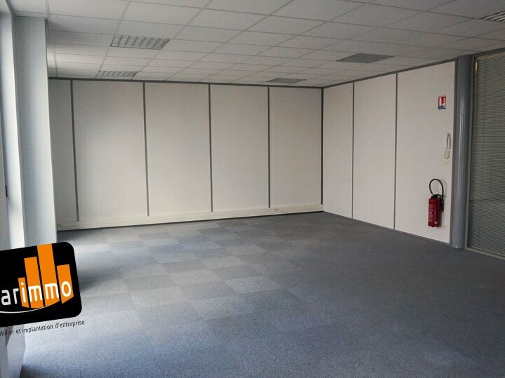 Location bureaux 48 m² non divisibles