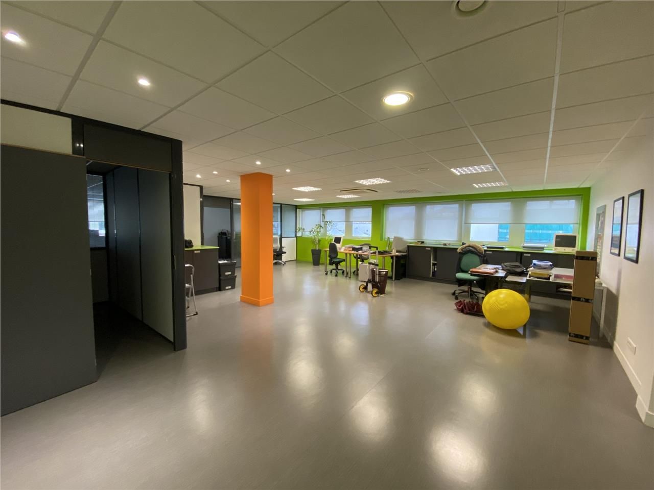 Location bureaux 125 m² à Orléans