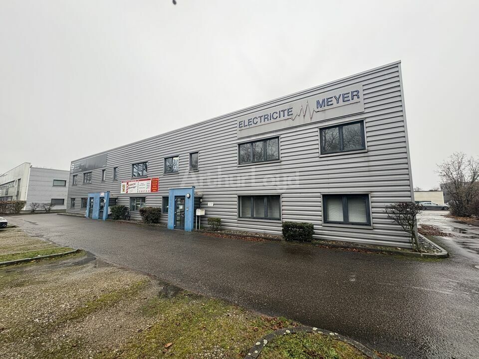 Location local commercial 340 m² non divisibles