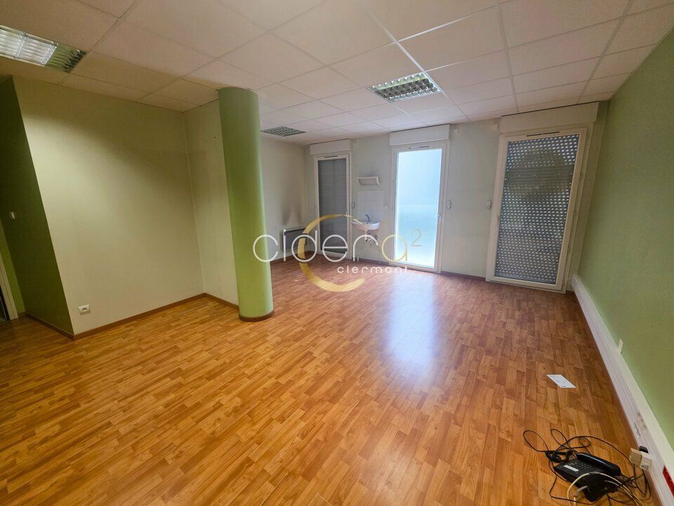 A vendre bureaux récents Quartier République CLERMONT-FERRAND